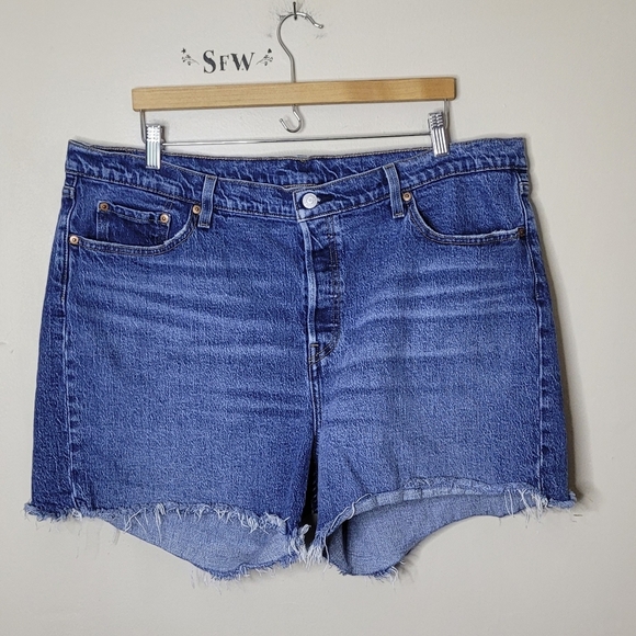 Levis 501 Cut Off Jean Shorts Size 20W Button Fly - Picture 2 of 7